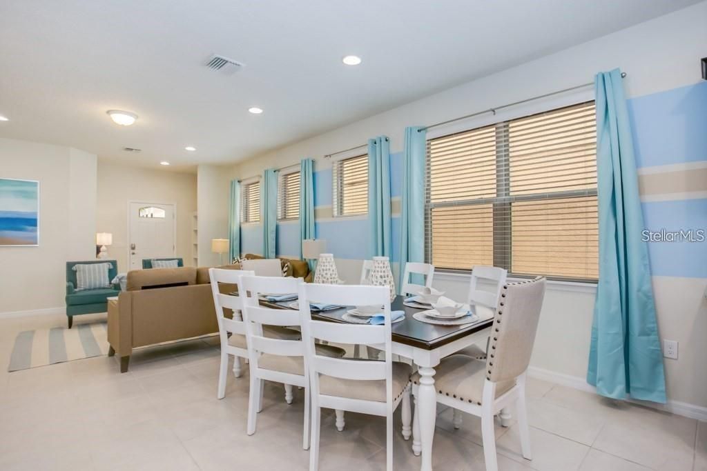 For Rent: $3,100 (5 beds, 5 baths, 2598 Square Feet)