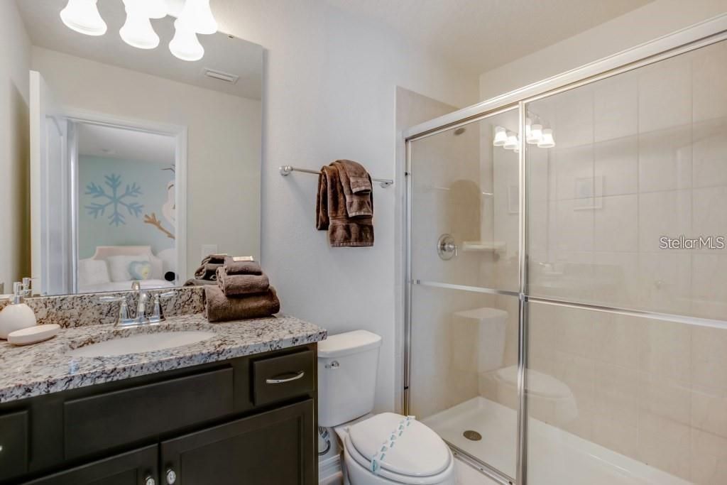 For Rent: $3,100 (5 beds, 5 baths, 2598 Square Feet)