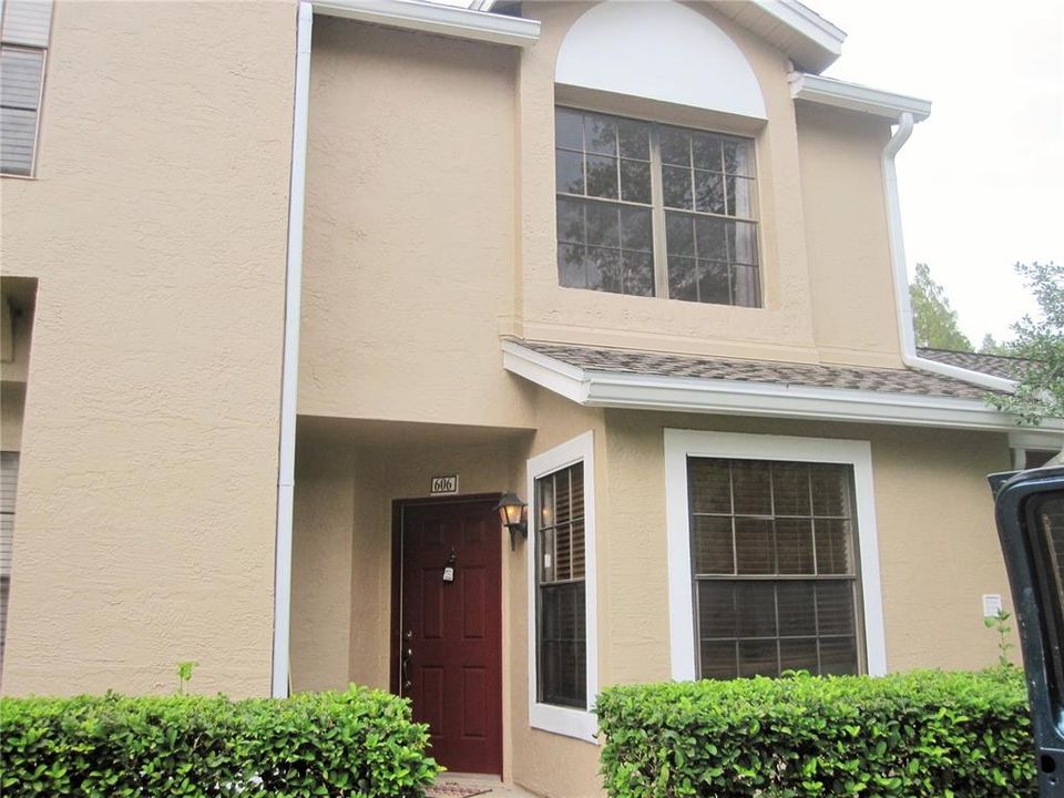 出租: $1,695 (2 贝兹, 2 浴室, 1121 平方英尺)