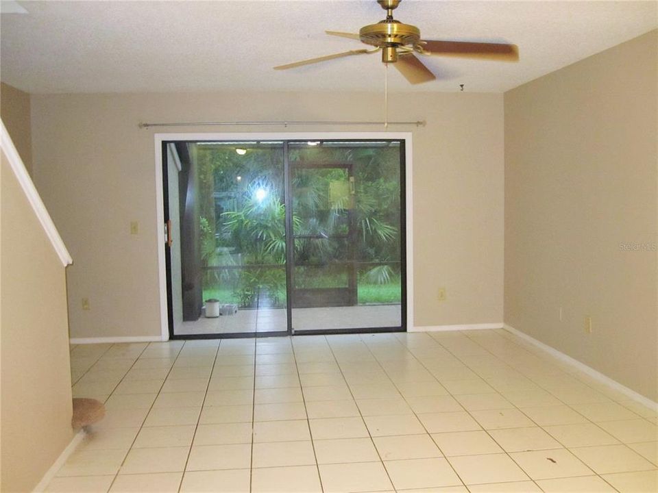 出租: $1,695 (2 贝兹, 2 浴室, 1121 平方英尺)