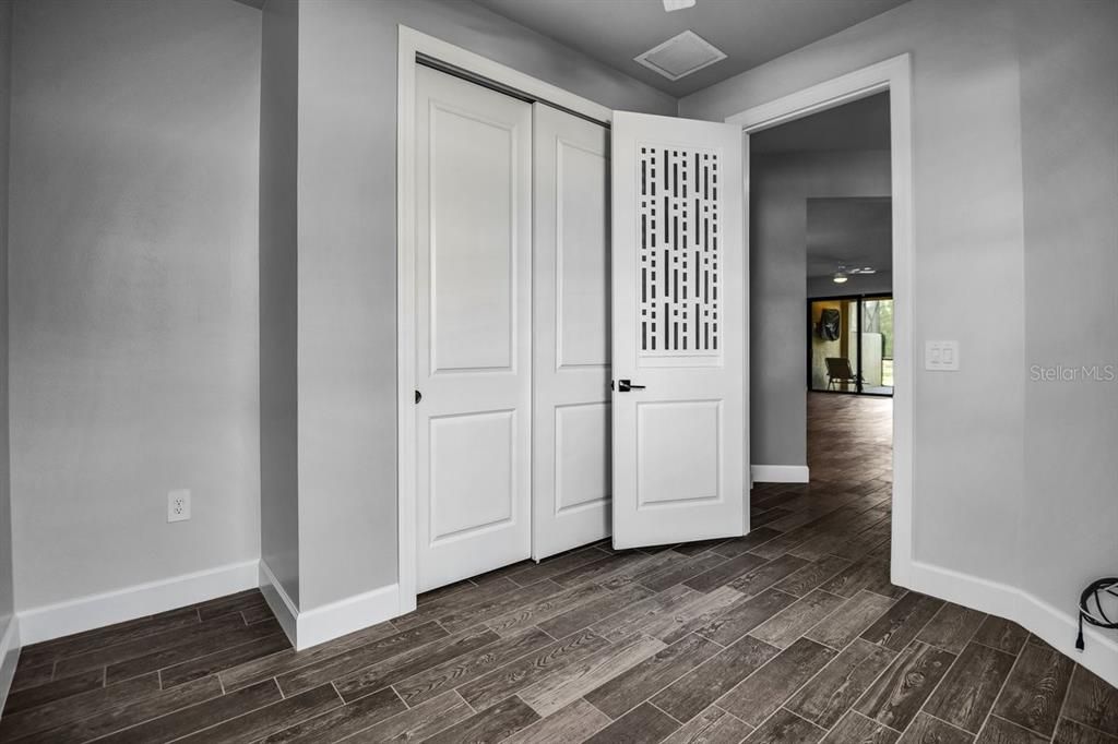 For Rent: $3,000 (2 beds, 2 baths, 1458 Square Feet)