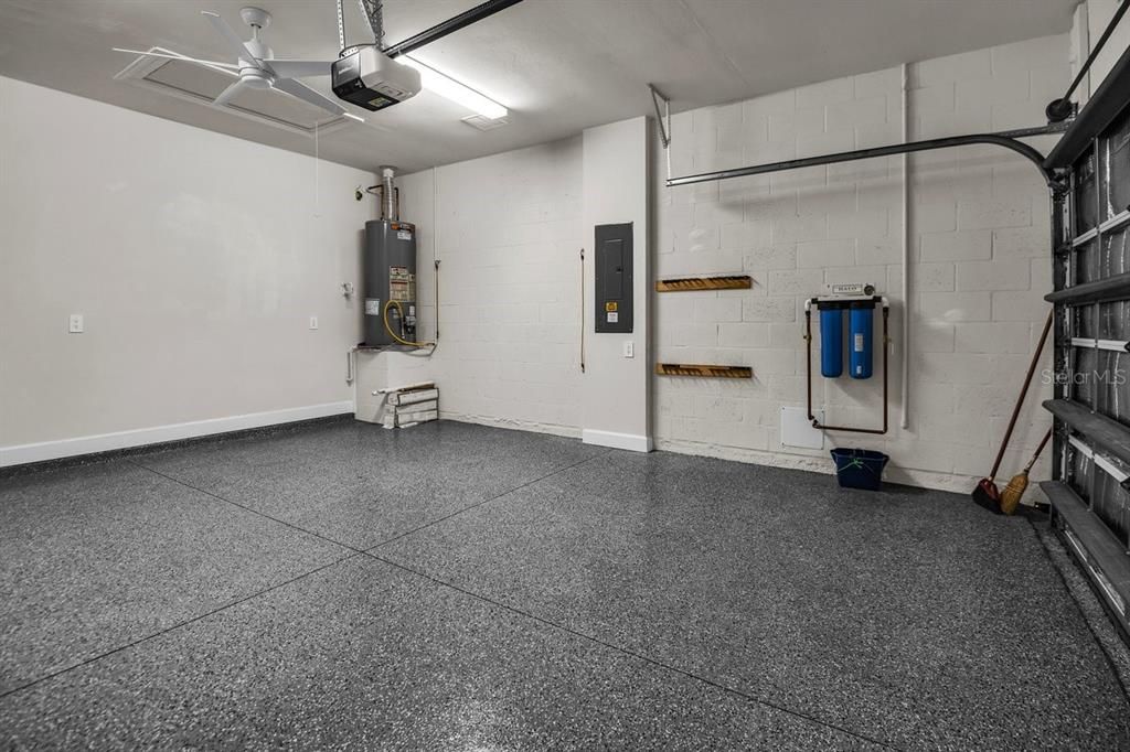 For Rent: $3,000 (2 beds, 2 baths, 1458 Square Feet)