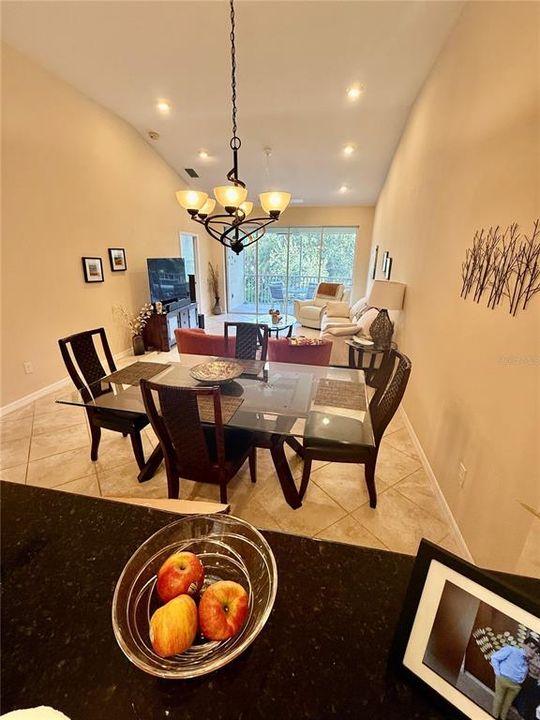 En Venta: $272,000 (2 camas, 2 baños, 1496 Pies cuadrados)