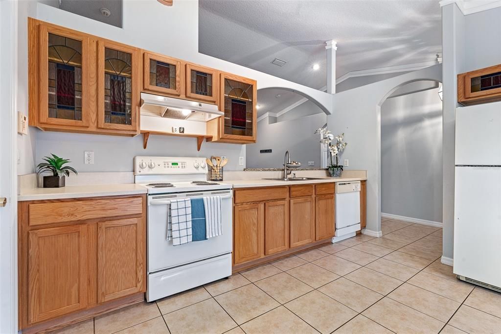 Active With Contract: $360,000 (3 beds, 2 baths, 1867 Square Feet)