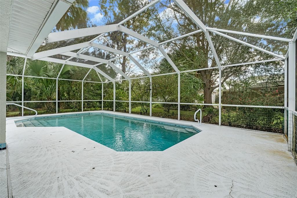 Active With Contract: $360,000 (3 beds, 2 baths, 1867 Square Feet)