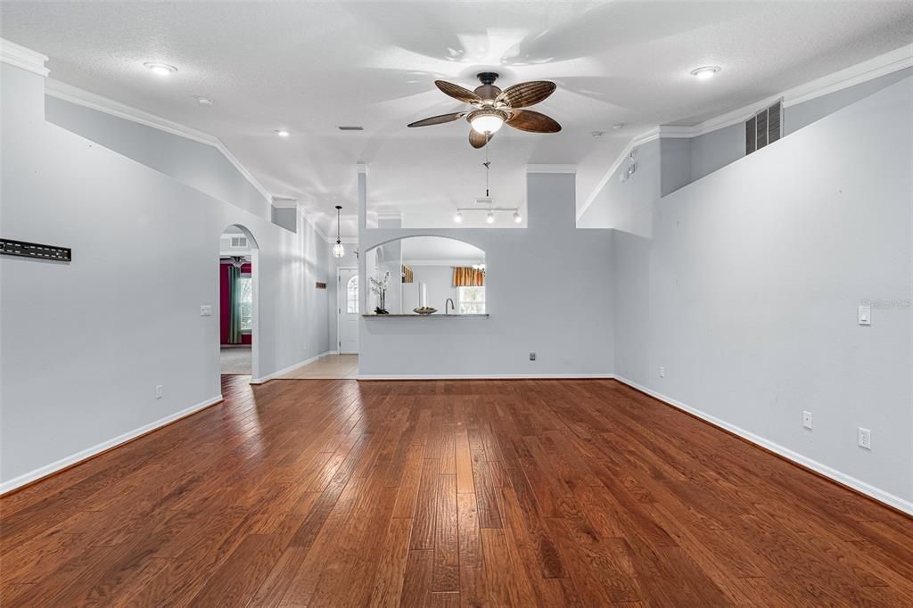 Active With Contract: $360,000 (3 beds, 2 baths, 1867 Square Feet)