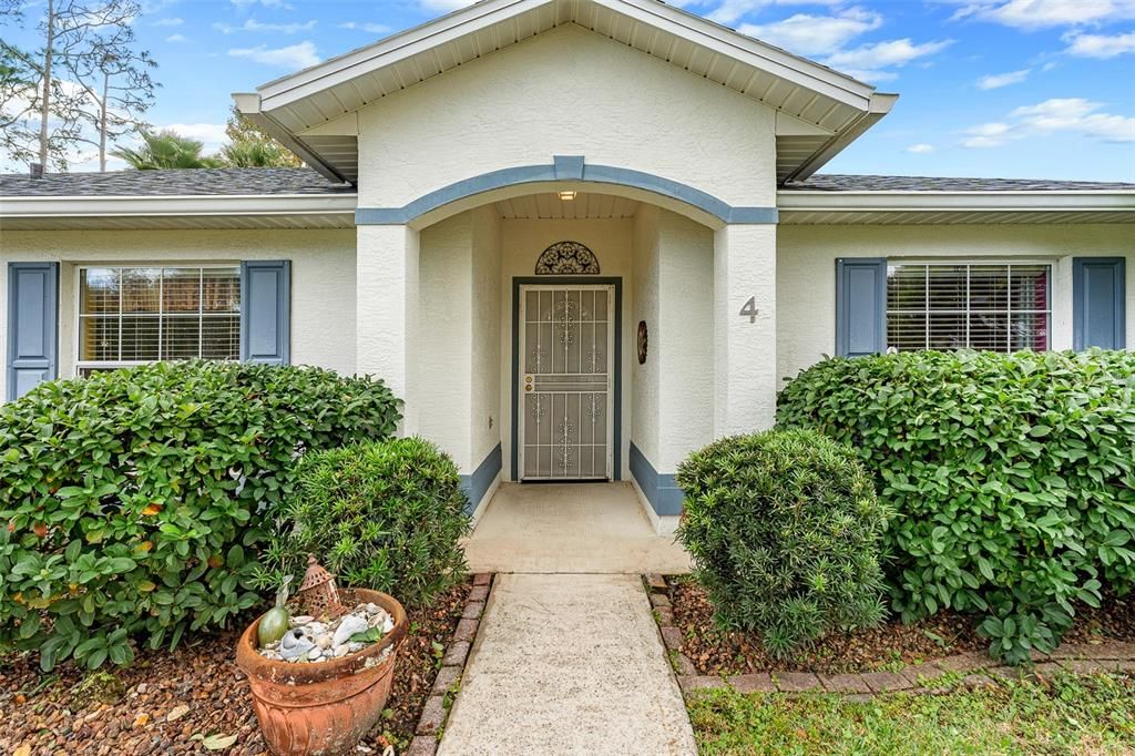 Active With Contract: $360,000 (3 beds, 2 baths, 1867 Square Feet)