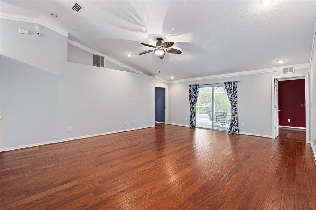 Active With Contract: $360,000 (3 beds, 2 baths, 1867 Square Feet)