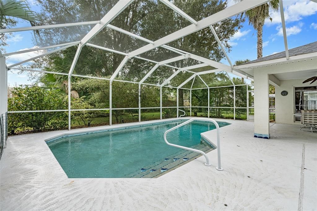 Active With Contract: $360,000 (3 beds, 2 baths, 1867 Square Feet)