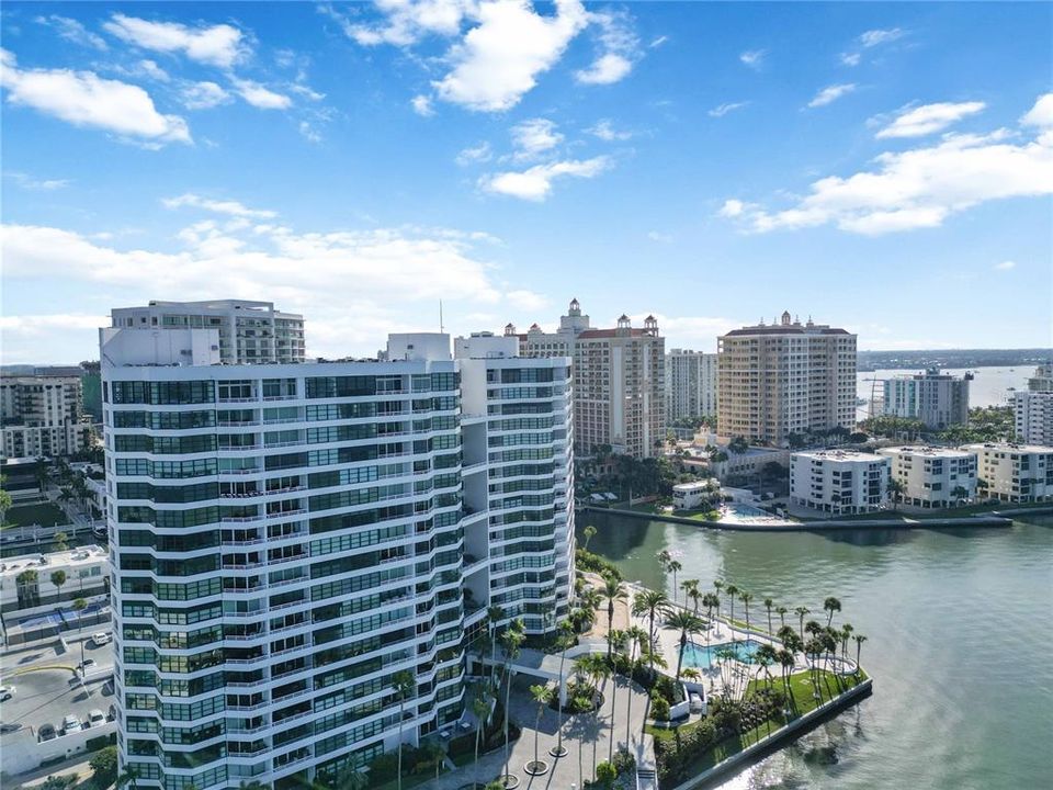 待售: $835,000 (2 贝兹, 2 浴室, 1288 平方英尺)