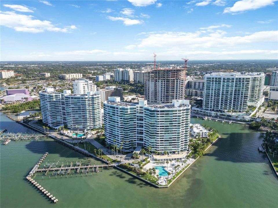 На продажу: $835,000 (2 спален, 2 ванн, 1288 Квадратных фут)