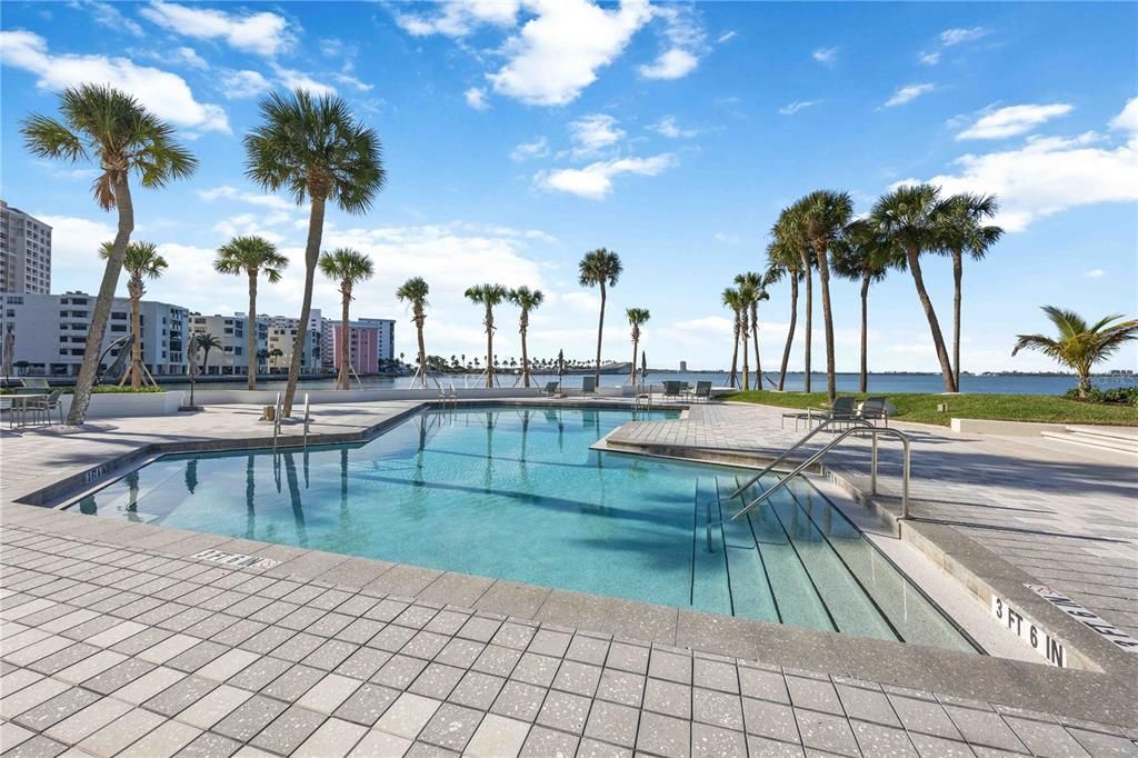 待售: $835,000 (2 贝兹, 2 浴室, 1288 平方英尺)