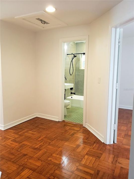 En Renta: $3,300 (3 camas, 2 baños, 1402 Pies cuadrados)