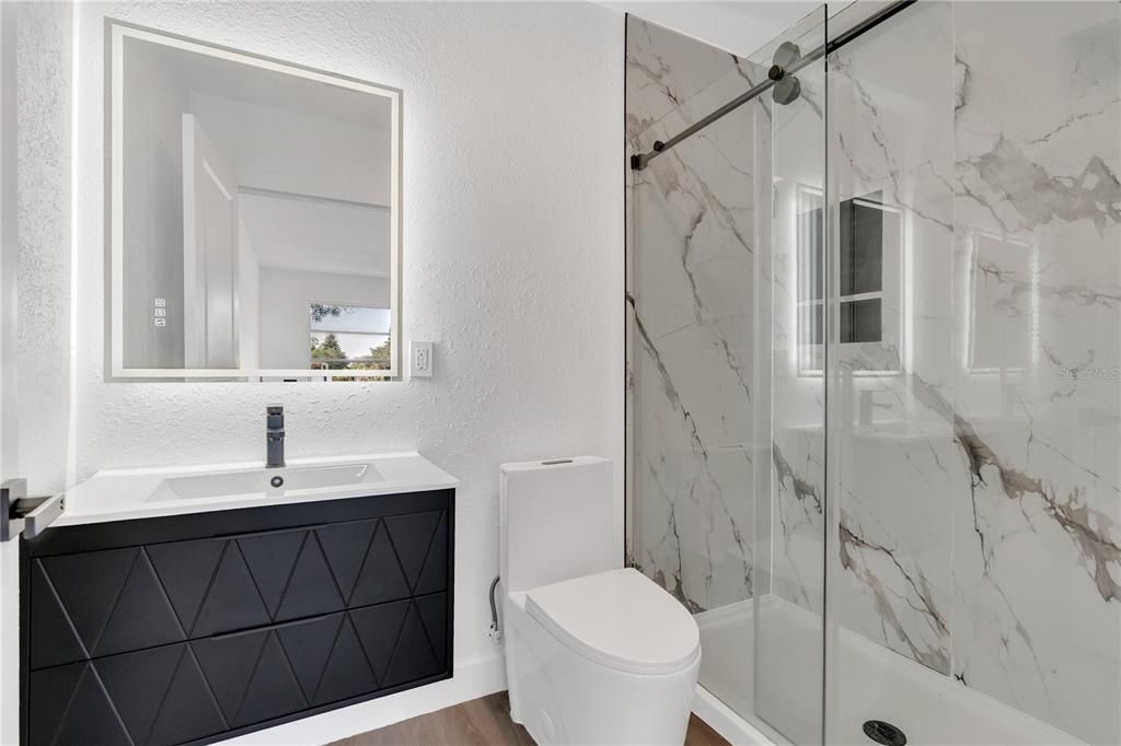 En Venta: $479,000 (4 camas, 2 baños, 1545 Pies cuadrados)