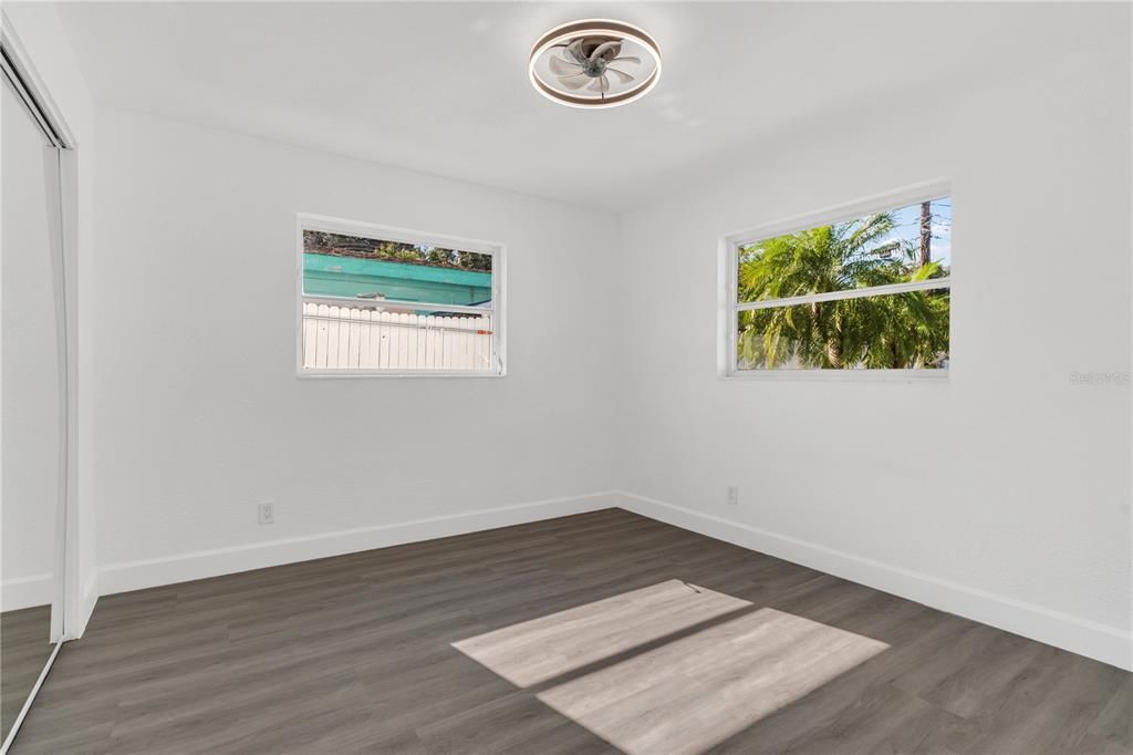 En Venta: $479,000 (4 camas, 2 baños, 1545 Pies cuadrados)