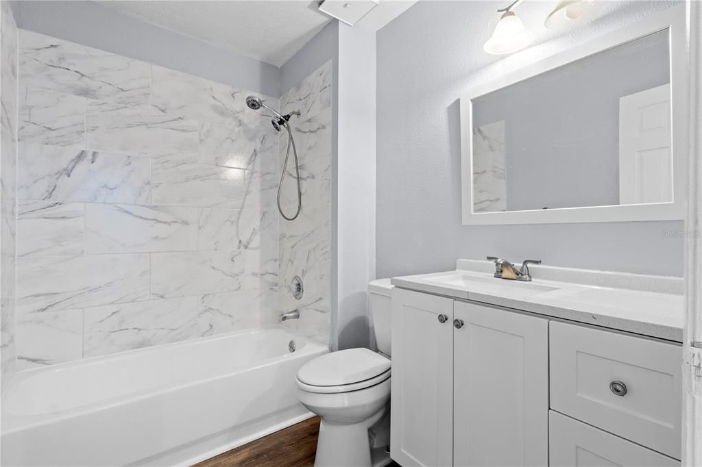 For Sale: $150,000 (2 beds, 2 baths, 943 Square Feet)