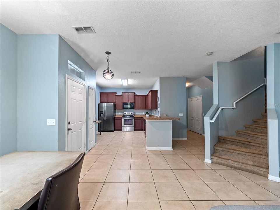 For Sale: $230,000 (3 beds, 2 baths, 1588 Square Feet)