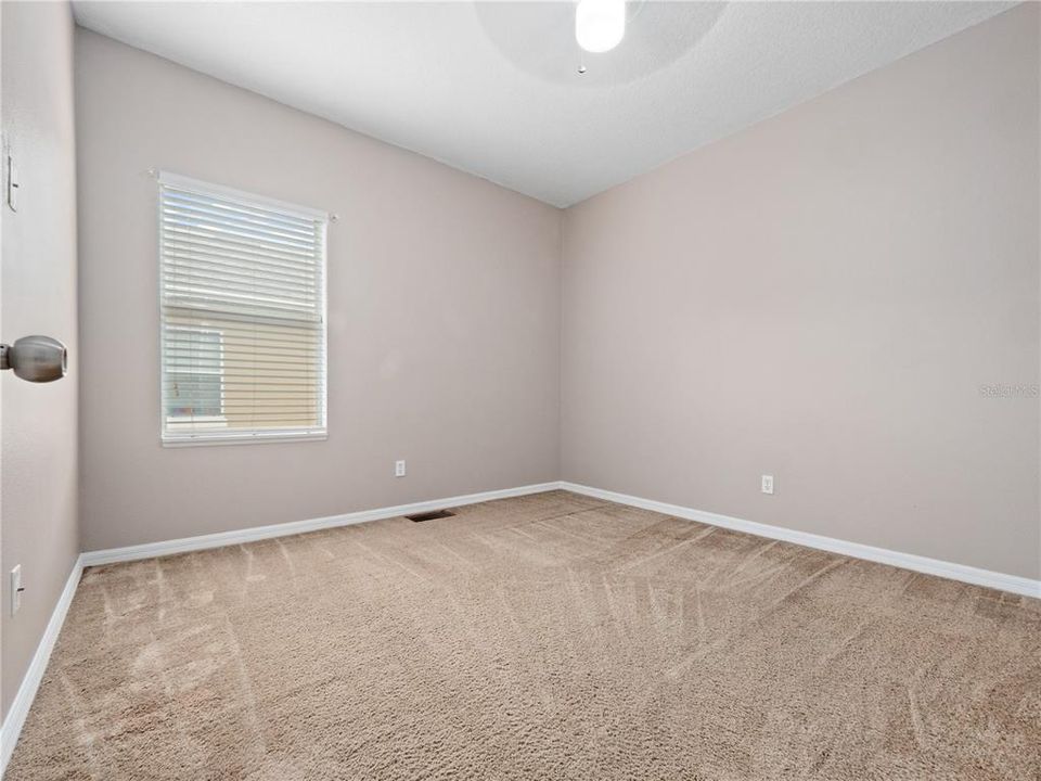 For Sale: $230,000 (3 beds, 2 baths, 1588 Square Feet)