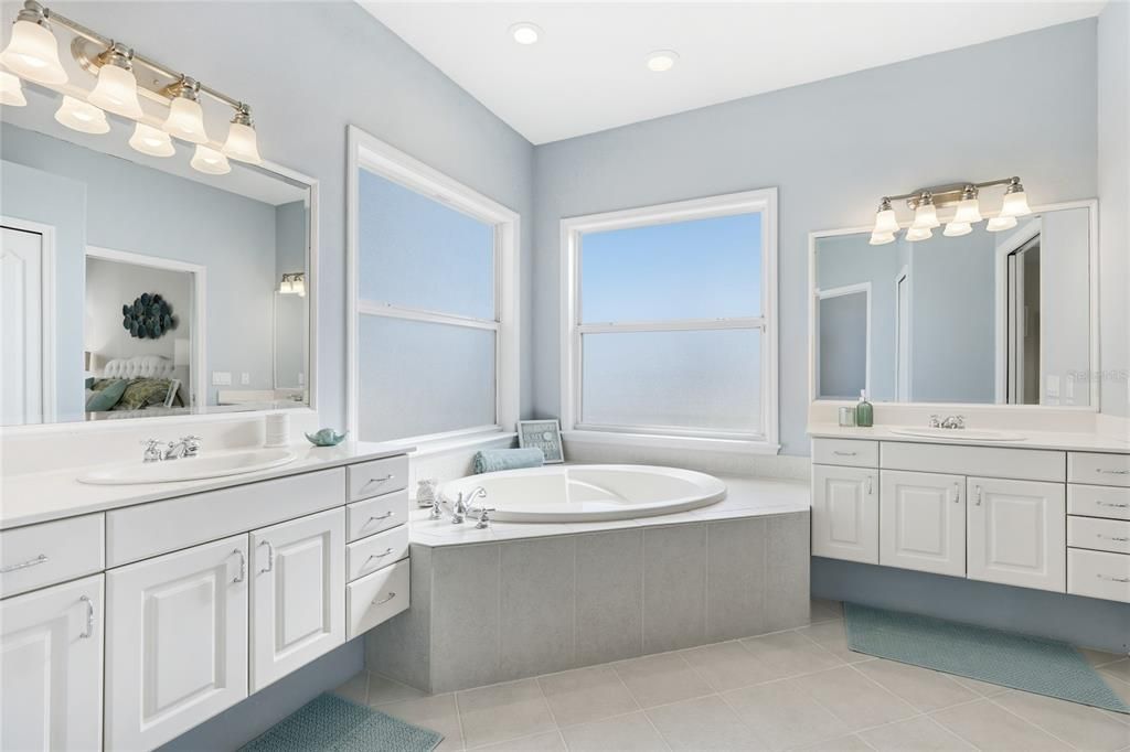 待售: $524,900 (3 贝兹, 2 浴室, 2073 平方英尺)