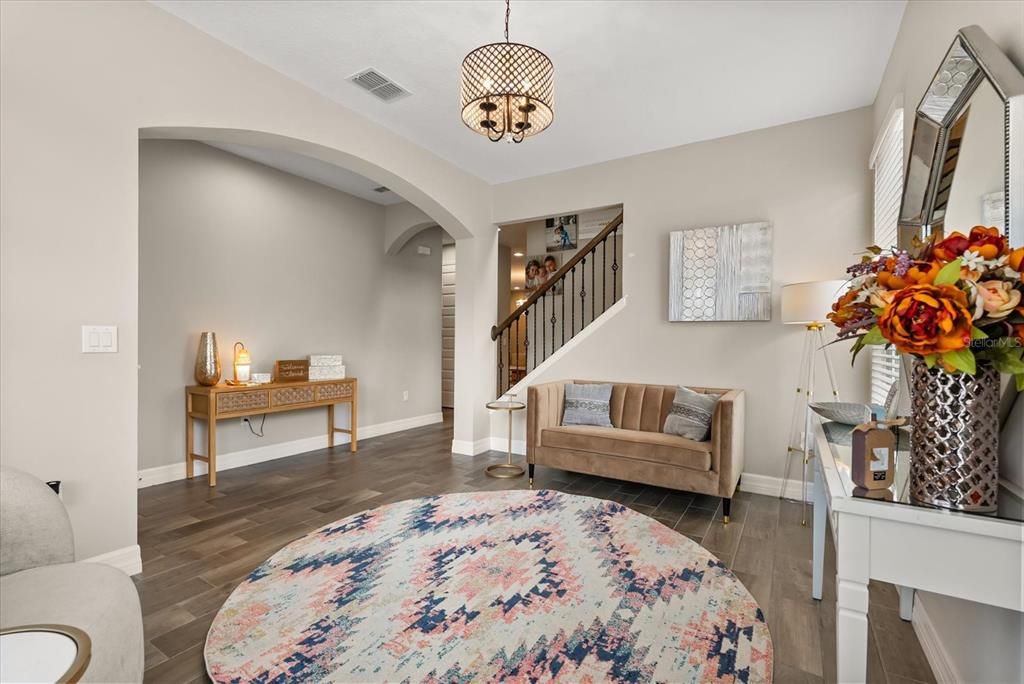 出租: $3,950 (4 贝兹, 3 浴室, 2937 平方英尺)