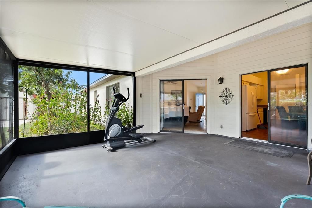 На продажу: $355,900 (3 спален, 2 ванн, 1343 Квадратных фут)