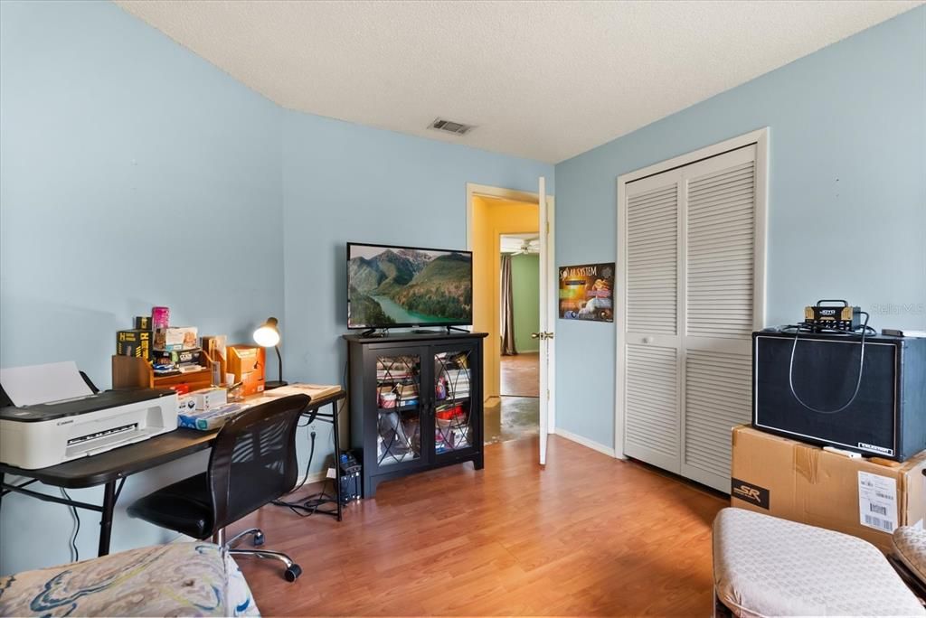 На продажу: $355,900 (3 спален, 2 ванн, 1343 Квадратных фут)