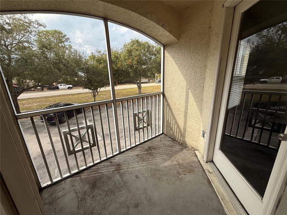 For Rent: $2,000 (3 beds, 3 baths, 2075 Square Feet)