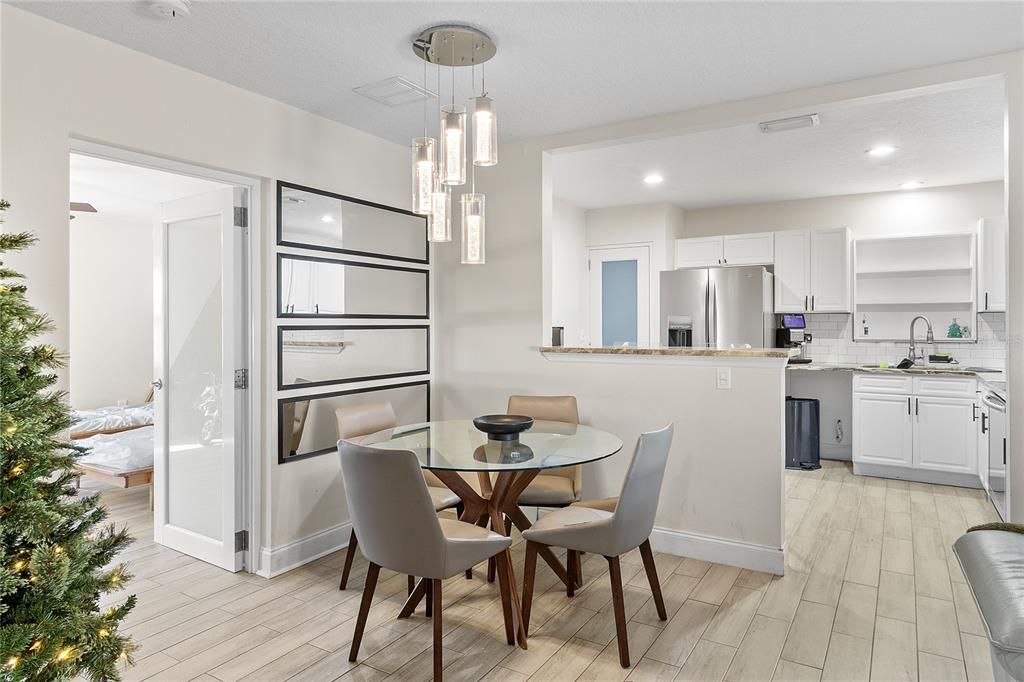 В аренду: $2,300 (4 спален, 2 ванн, 1800 Квадратных фут)