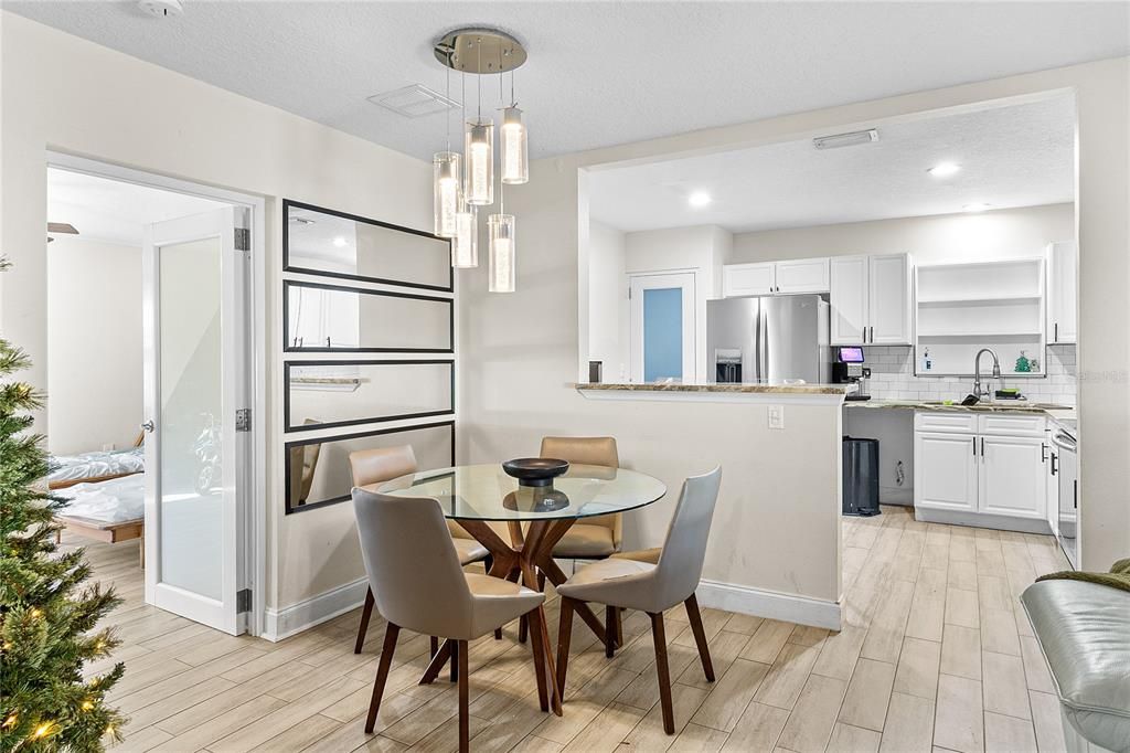 В аренду: $2,300 (4 спален, 2 ванн, 1800 Квадратных фут)