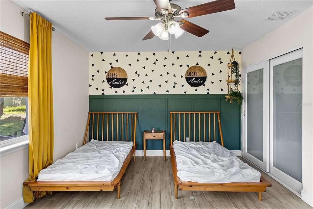 В аренду: $2,300 (4 спален, 2 ванн, 1800 Квадратных фут)