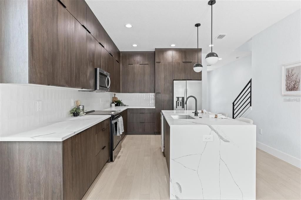 En Renta: $4,500 (3 camas, 2 baños, 2175 Pies cuadrados)