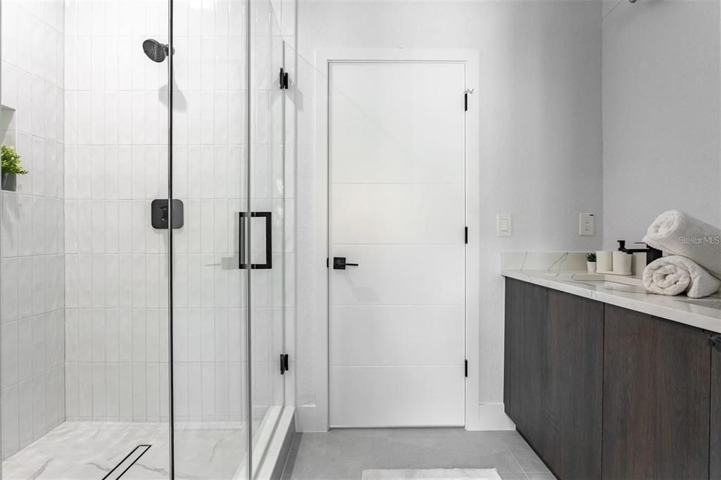 En Renta: $4,500 (3 camas, 2 baños, 2175 Pies cuadrados)