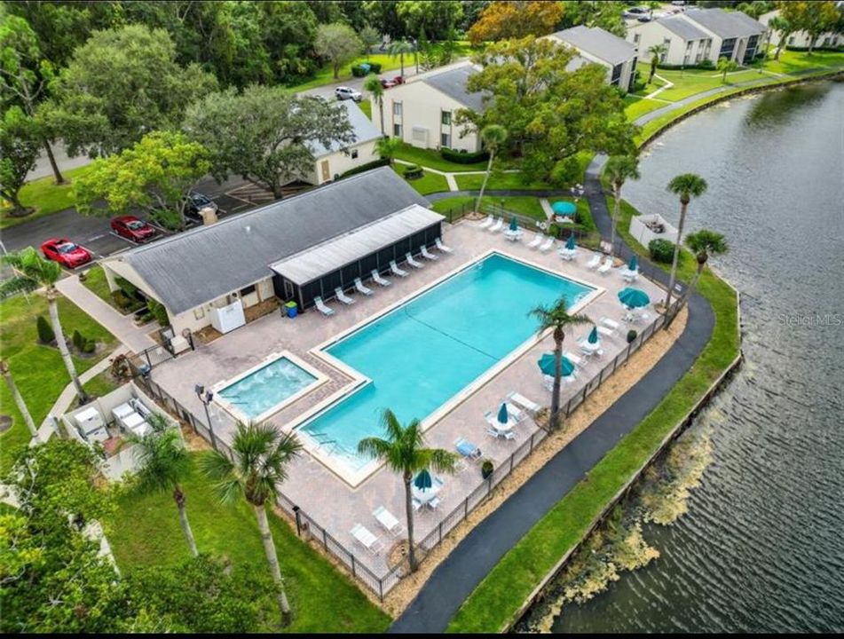 For Rent: $1,500 (2 beds, 2 baths, 979 Square Feet)