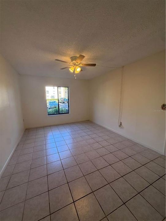 For Rent: $1,500 (2 beds, 2 baths, 979 Square Feet)