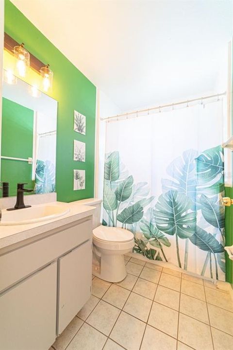 В аренду: $1,800 (3 спален, 2 ванн, 1209 Квадратных фут)