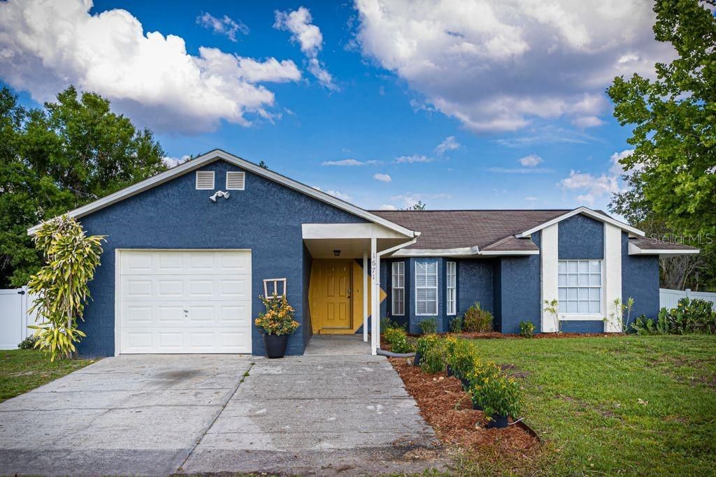 В аренду: $1,800 (3 спален, 2 ванн, 1209 Квадратных фут)