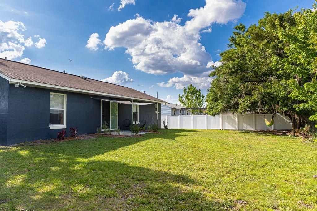 В аренду: $1,800 (3 спален, 2 ванн, 1209 Квадратных фут)