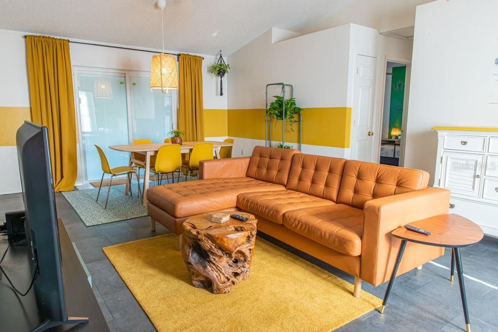 В аренду: $1,800 (3 спален, 2 ванн, 1209 Квадратных фут)