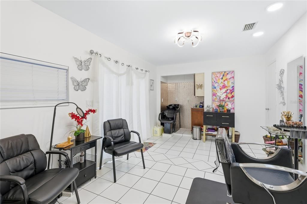 En Venta: $319,000 (3 camas, 2 baños, 1271 Pies cuadrados)