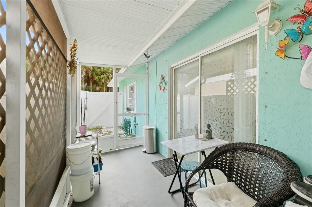 En Venta: $319,000 (3 camas, 2 baños, 1271 Pies cuadrados)