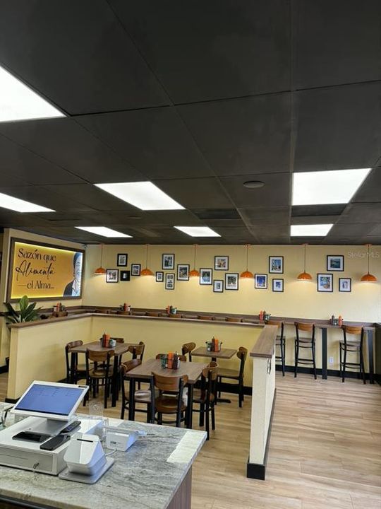 En Venta: $180,000 (0 camas, 0 baños, 1100 Pies cuadrados)