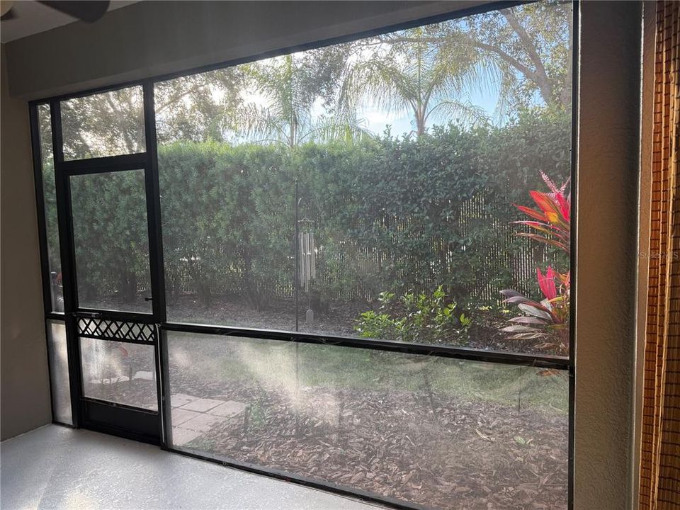 For Sale: $370,000 (2 beds, 2 baths, 1495 Square Feet)