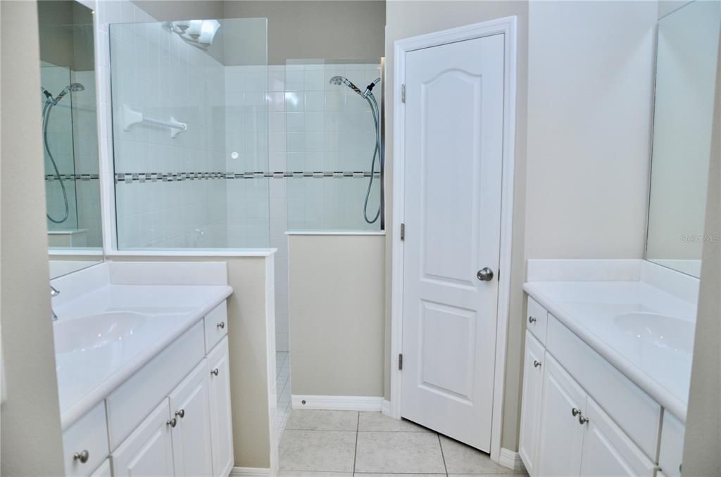 For Sale: $370,000 (2 beds, 2 baths, 1495 Square Feet)