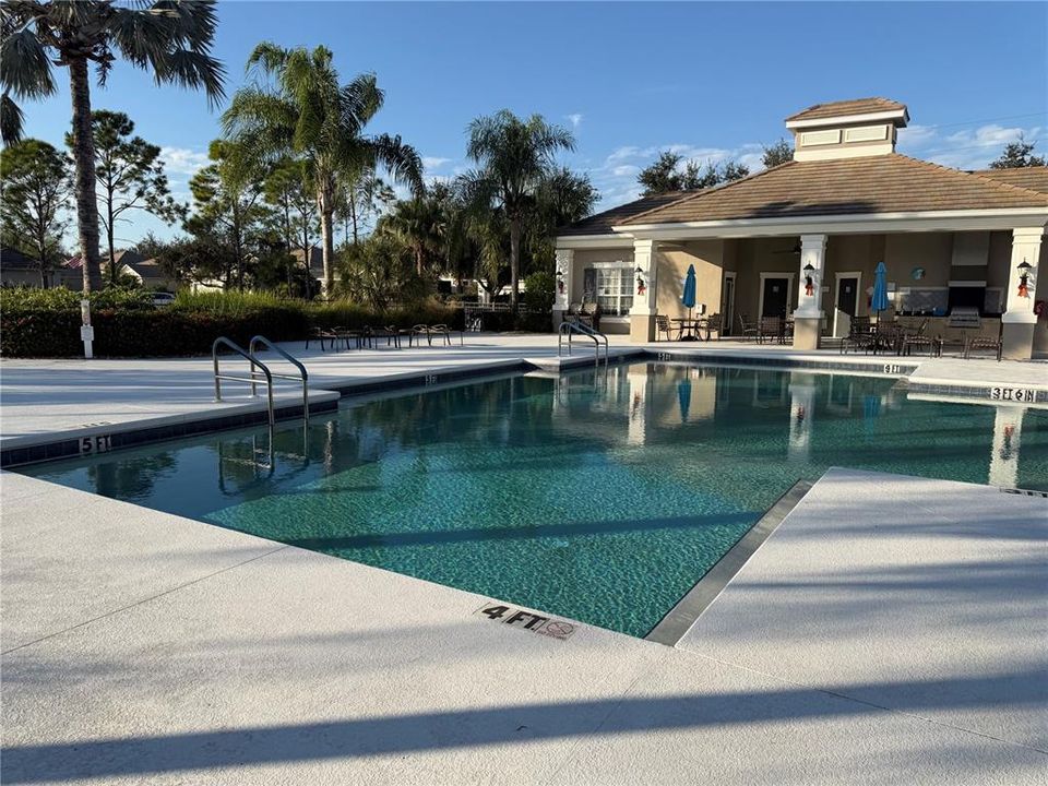 For Sale: $370,000 (2 beds, 2 baths, 1495 Square Feet)