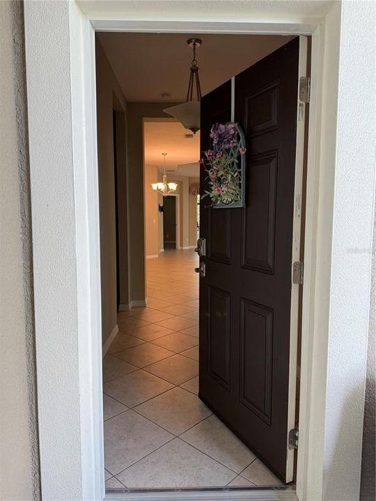 For Sale: $370,000 (2 beds, 2 baths, 1495 Square Feet)