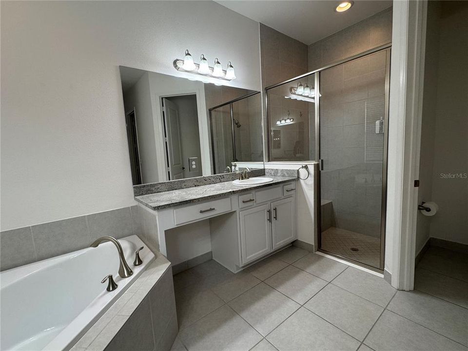 For Rent: $3,195 (4 beds, 3 baths, 2072 Square Feet)