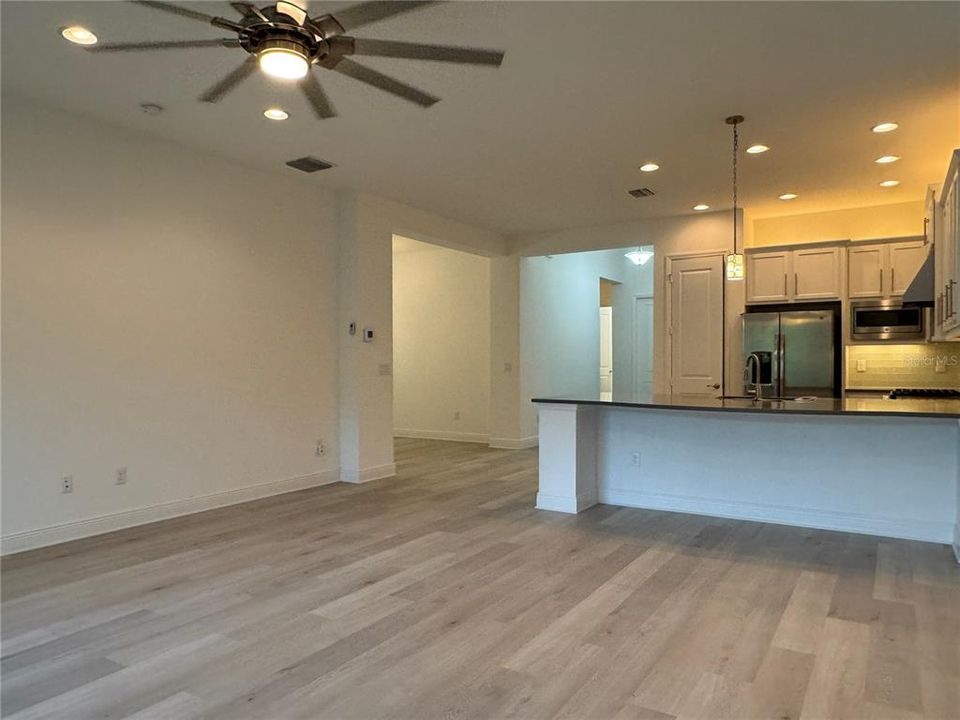 For Rent: $3,195 (4 beds, 3 baths, 2072 Square Feet)