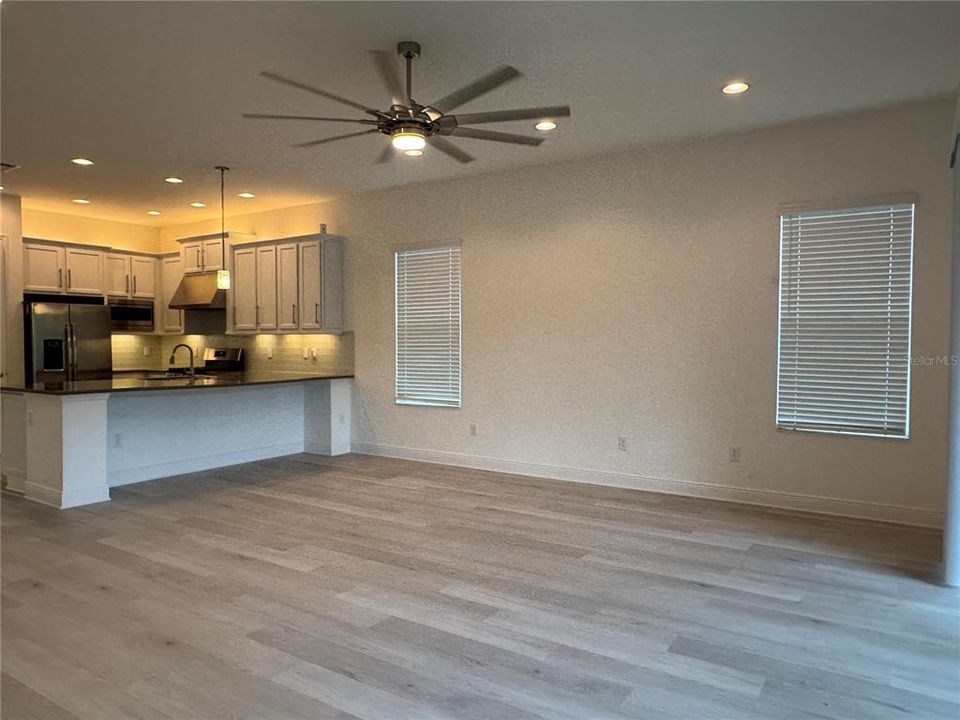 For Rent: $3,195 (4 beds, 3 baths, 2072 Square Feet)