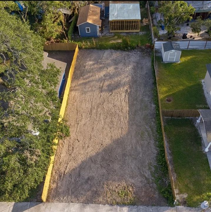 待售: $199,000 (0.16 acres)