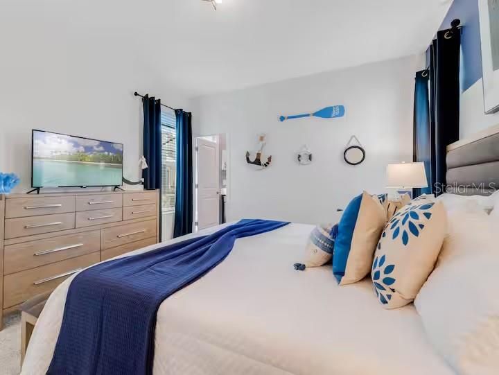 На продажу: $739,000 (5 спален, 5 ванн, 2996 Квадратных фут)